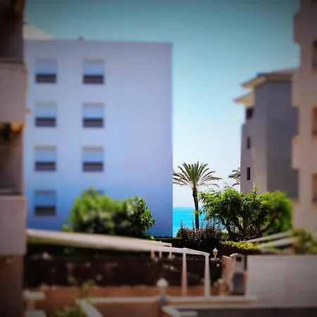50m De La Playa . Wifi Gratis *